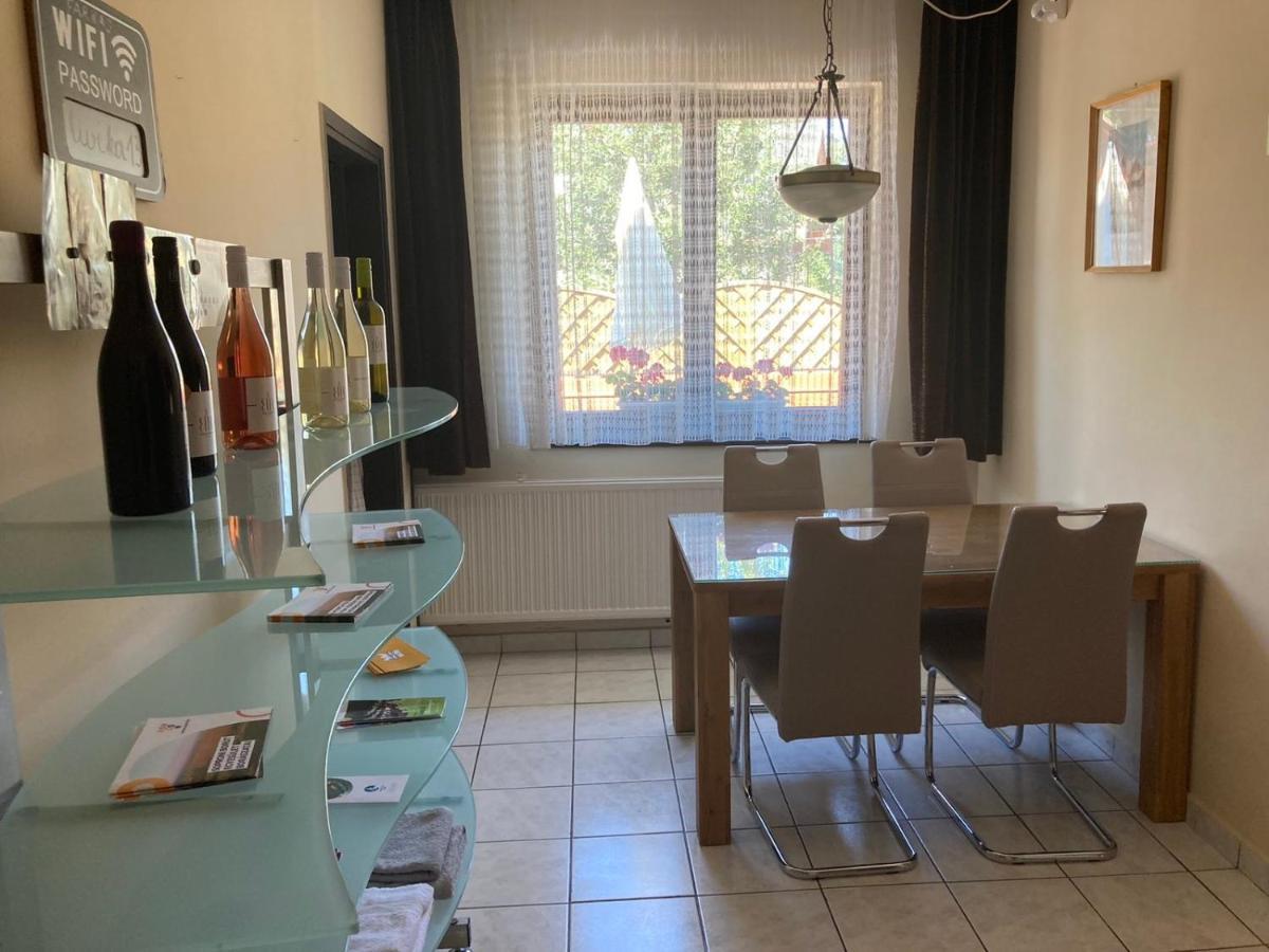 Farkas Vendégház Sopron Exterior foto